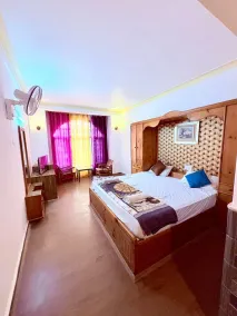 Flamingo Resort, Manali - Camera