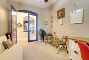 Putting Green & Hot Tub: Goodyear Retreat! - Interior
