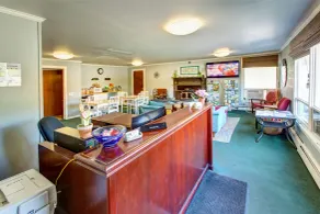 Suites on Main - Reception