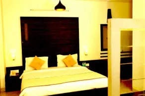 Hotel Kanishk - Habitación