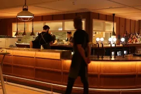 Suncourt Hotel & Conference Centre - Restaurant