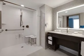 Home2 Suites by Hilton Wilkes-Barre - Room
