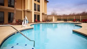 Best Western Houma Inn - Pool