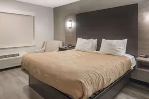 Quality Inn & Suites Fort Worth - Fossil Creek - Rom