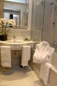 Grand Hotel Duca Di Mantova - Bathroom