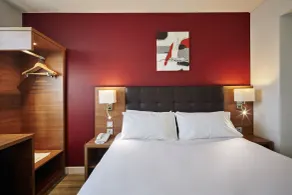 Holiday Inn Garden Court Clermont Ferrand - Chambre