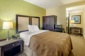 Quality Inn Covington Downtown - Room