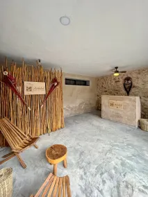 Ariché Valladolid Hotel & Hostal - Resepsjon