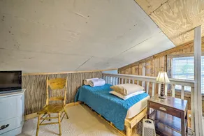 Coastal Perry Cottage ~ 2 Mi to Boat Ramp! - Chambre