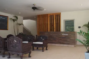 Nonnee Hotel Kata Beach Phuket - Resepsjon