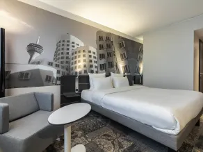 Novotel Duesseldorf Airport - Room