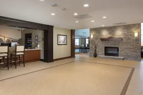 Staybridge Suites Corona South by IHG - Réception