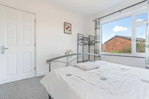 Awesome Coventry Home for Business Contractors and Suitable for families with Free Parking 14mins from NEC - Chambre