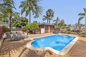 Central Caravan Park - Pool