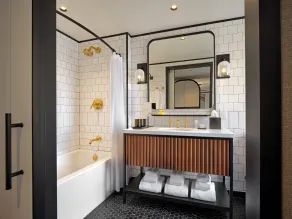 21c Museum Hotel St Louis - Bathroom
