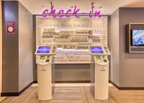 Premier Inn London Tooting - Reception