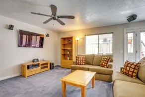 Easy AFB Commute! Clearfield Unit w/ Private Patio - Innvendig