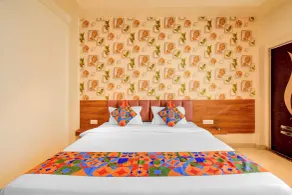 FabHotel Relax Inn Executive - Camera