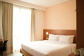 Pomelotel Patra Kuningan Jakarta - Room
