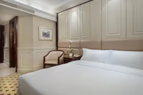 Crowne Plaza Hotel & Suites Landmark Shenzhen by IHG - Room