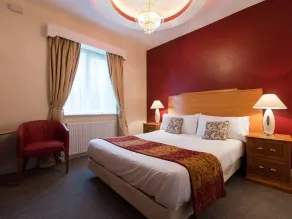 The Pearl Hotel - Room