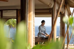 ARNA Suites and Ocean Lounge - Reception