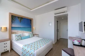 Iz Flower Side Beach Hotel - Habitación