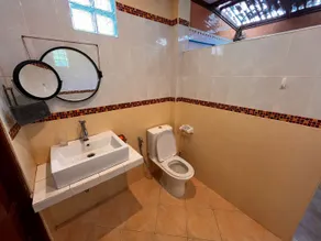 Marissa Hotel - Bathroom