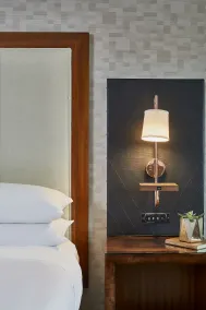 Renaissance Atlanta Midtown Hotel - Room