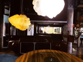 J Trip Youth Hostel - Restaurant