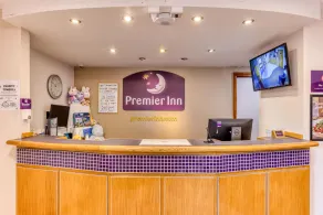 Premier Inn Birmingham Central Hagley Road - Reception
