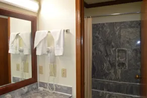 Economy Inn Cuyahoga Falls - Salle de bain