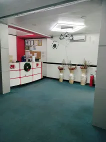 999 Hotel - Hall