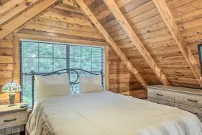 'Deer Haven' Cabin: 5 Mi to Dtwn Blue Ridge! - Interior