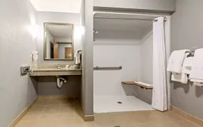 Comfort Suites Fairview Heights Saint Louis - Salle de bain