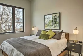 Mtn-view Home w/ Hot Tub, 9 Mi to Vail Resort - Værelse