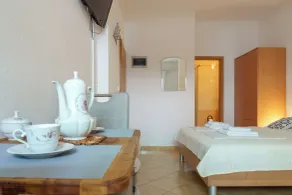 Studio for 2 People - Split Region With Sea View - Close to Commodities - Værelse