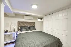 Walkable Elmont Studio: 19 Mi to New York City! - Interior