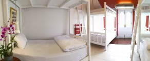 Bed in Town - Bathroom