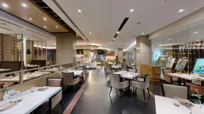 Radisson Gurugram Udyog Vihar - Restaurant