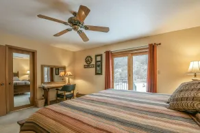 Enclave 12 by SummitCove Lodging in Colorado - Habitación