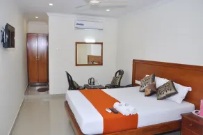 HOTEL NNP GRAND Rameswaram - Room