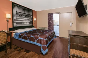 Super 8 by Wyndham Lubbock Civic Center North - Rum