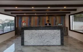 Hotel Seven Oaks - Reception