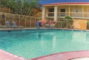 La Quinta Inn by Wyndham Tyler - Piscine