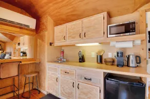 Pet-friendly Apple Valley Getaway w/ Fire Pit! - Interiør