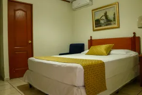 Hotel Villa Serena Escalon - Room