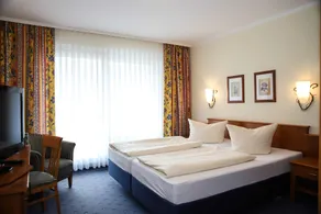 Hotel & Gasthof Zur Linde - Camera