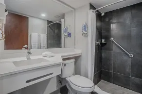 City Express by Marriott Durango - Salle de bain