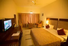 Hotel Devaragam by K P Namboodiri's - Room